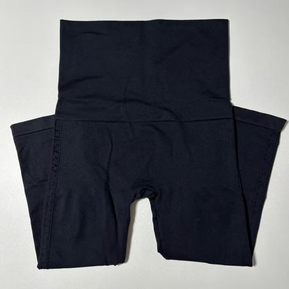 Belly Bandit Mother Trucker Compression Capri Legging
